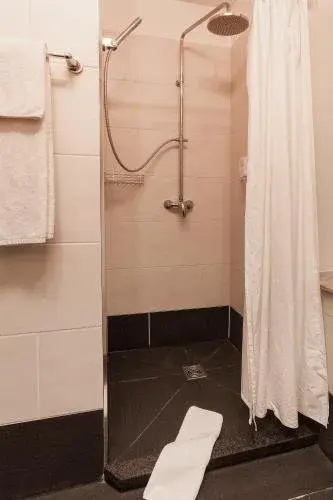 Hotel Aviv - Général