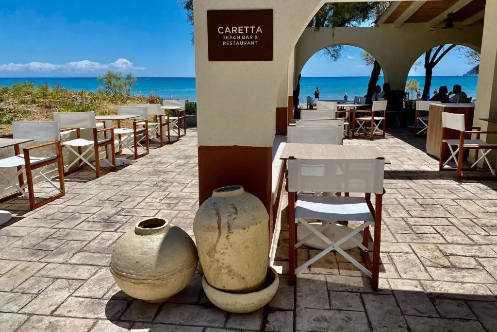 Domes Aulus Zante Autograph Collection