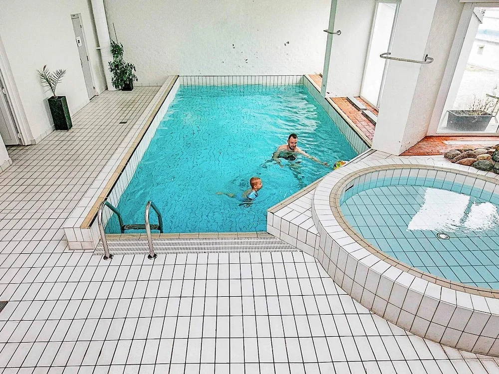 6 Person Holiday Home in Brovst - фото 10