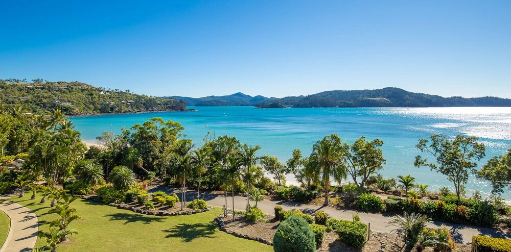 Beach & Waterfront