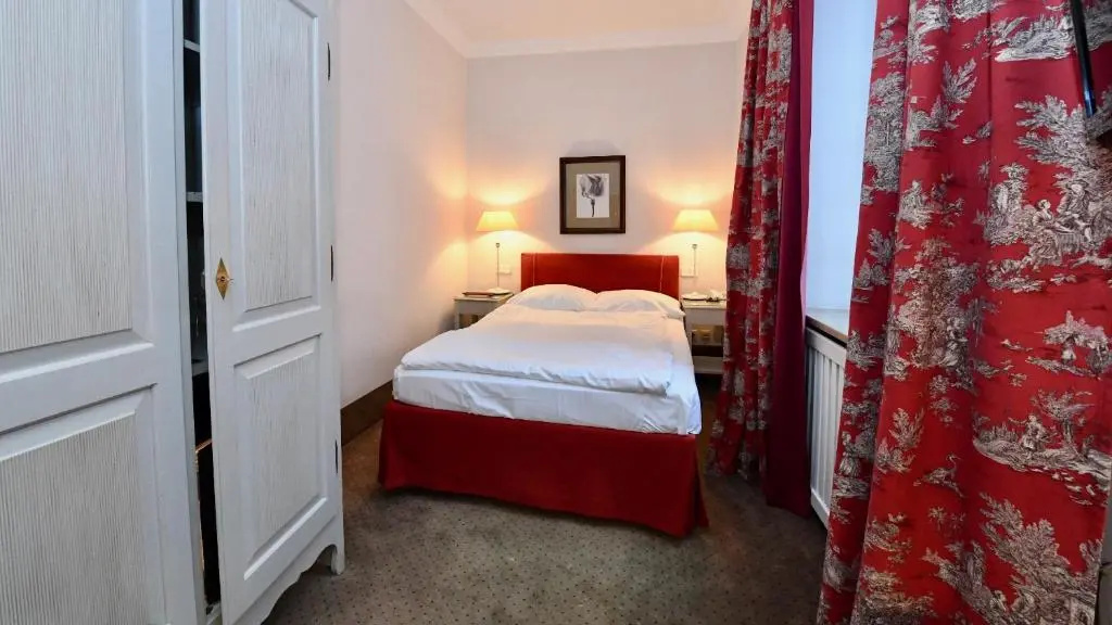 Hotel Bischofshof Am Dom - Chambres