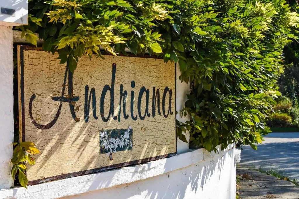 Andriana Apartments