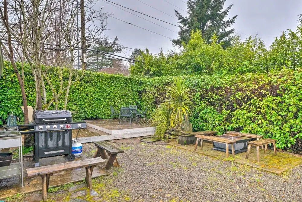 Chic Vancouver Cottage: 1 Mile to Main Street