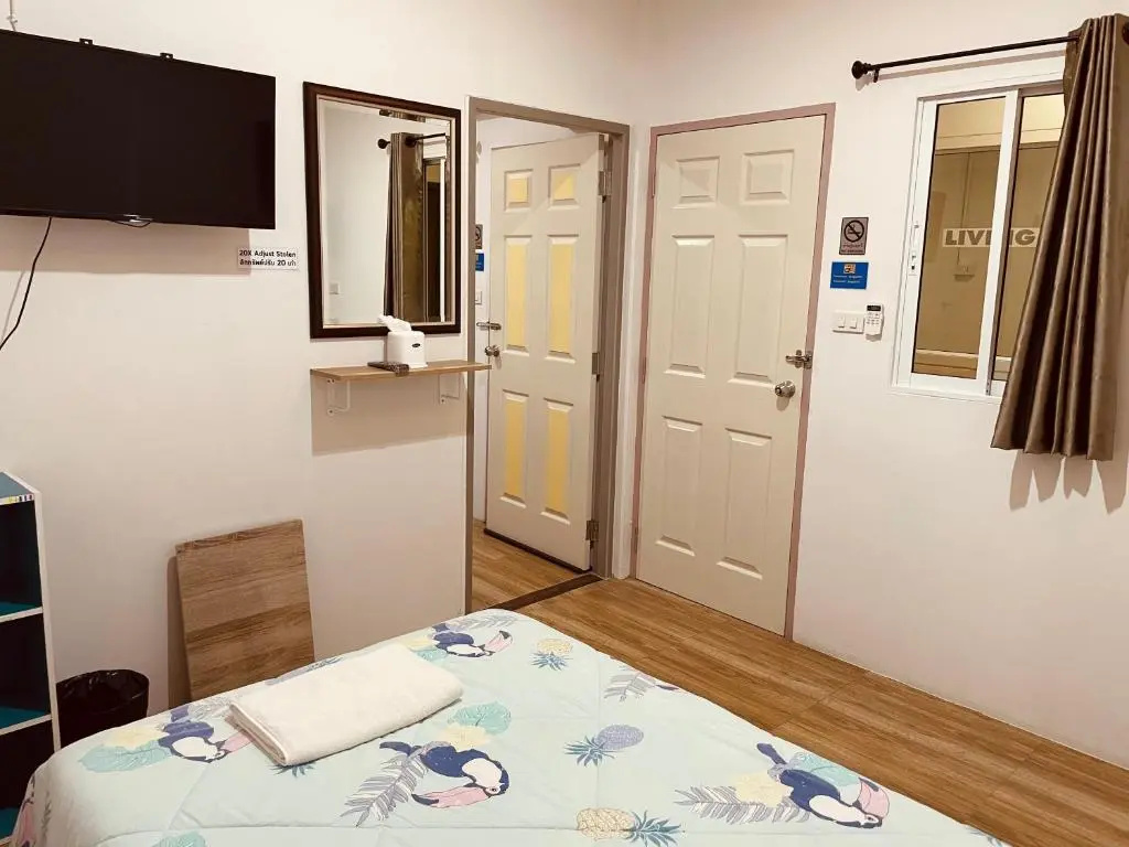 Economy Triple room
