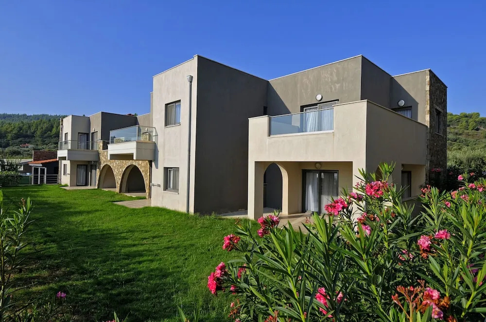 Krotiri Resort