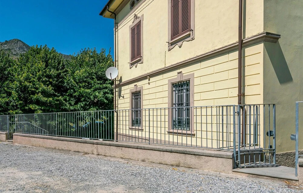 Awesome Apartment in Lucca With 2 Bedrooms