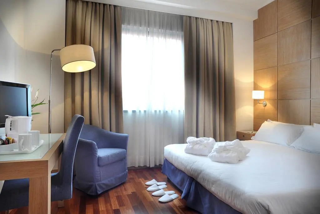 IH Hotels Firenze Business - Chambres