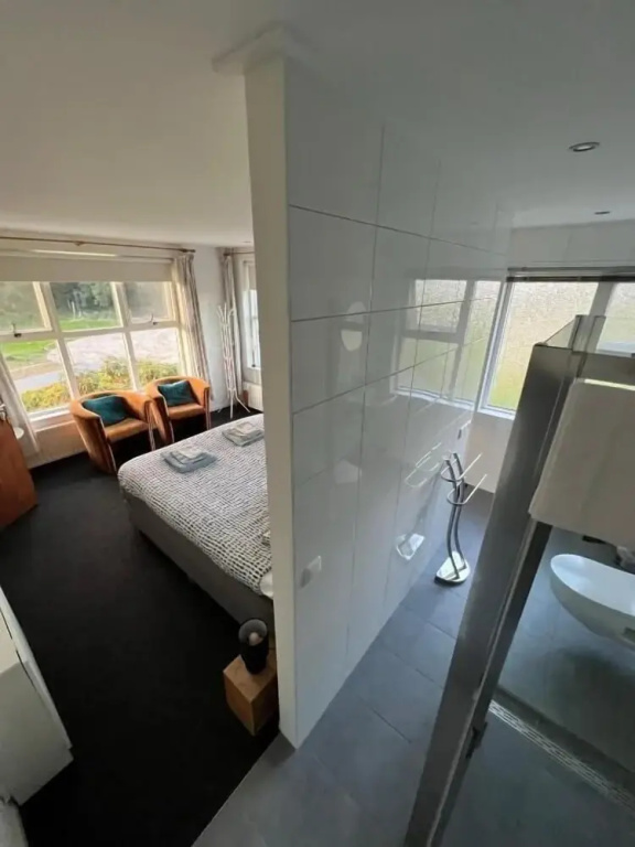 Deluxe Double room with garden view (full double bed)