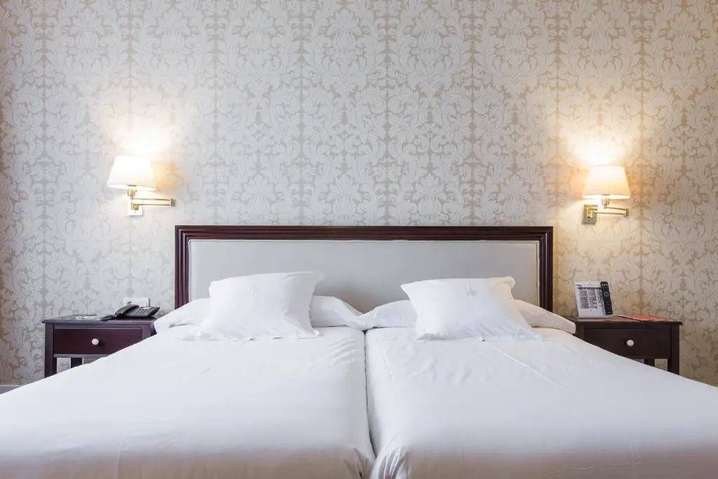 Hotel Carlton - Chambres