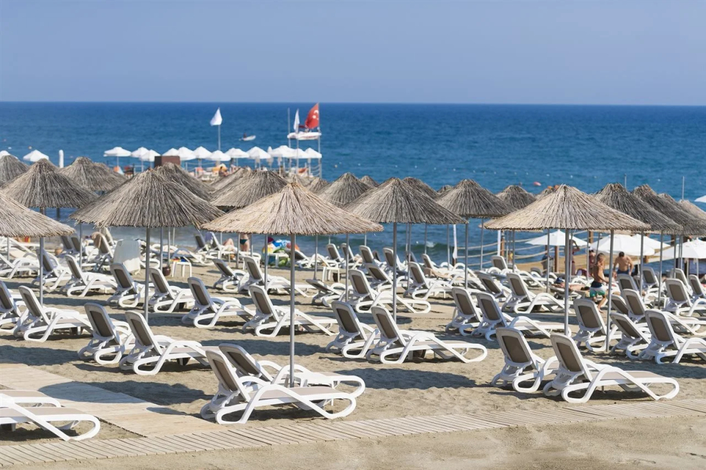 Quattro Beach Spa & Resort Hotel - фото 28