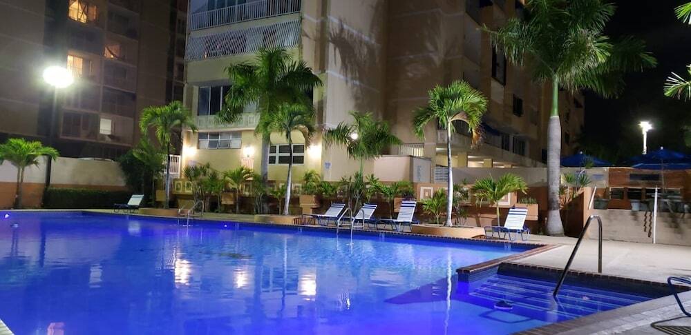 Отель Isla Verde by the Sea Apartment, фото 14