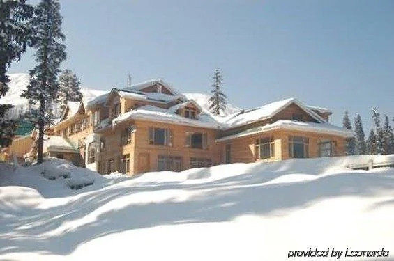 Hotel Heevan Retreat