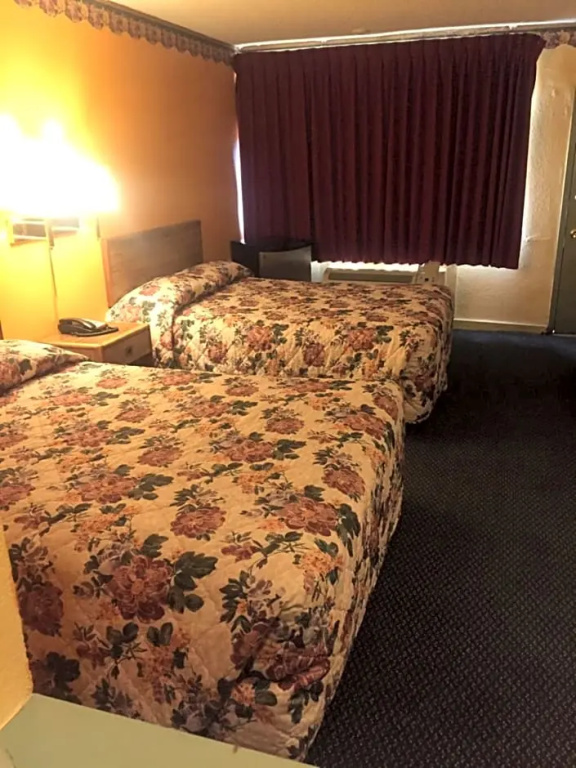 Economy Double room (full double bed)