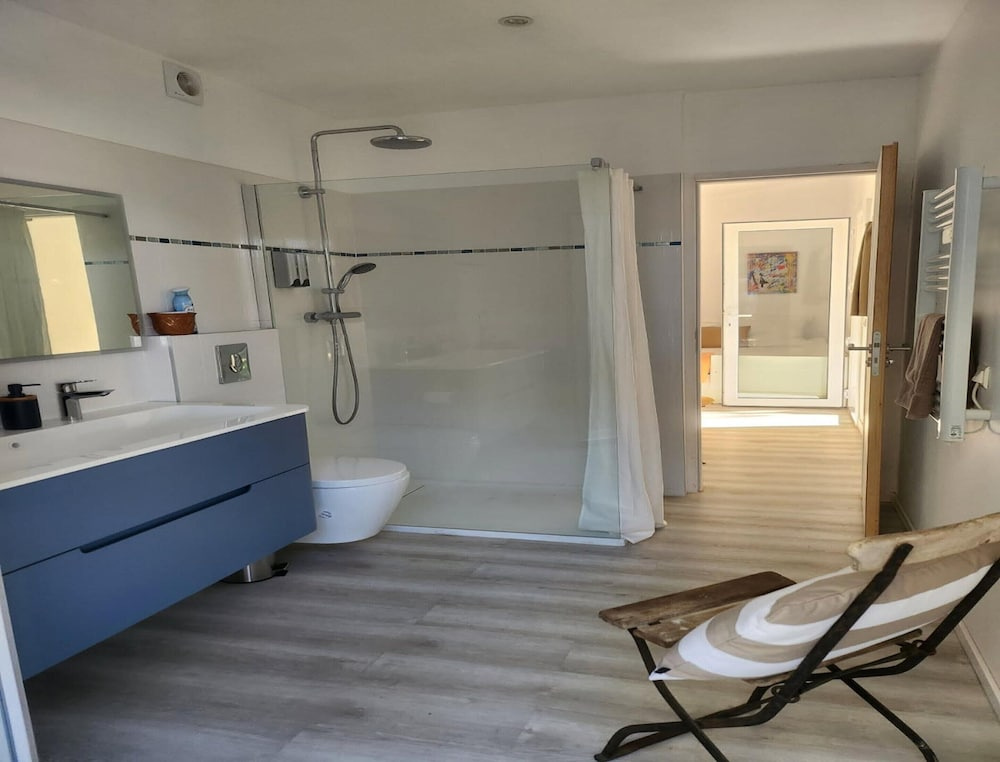 Voir la photo 4 — Villa With Private Pool & Boules Court