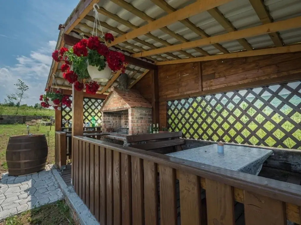 Balcony & Terrace