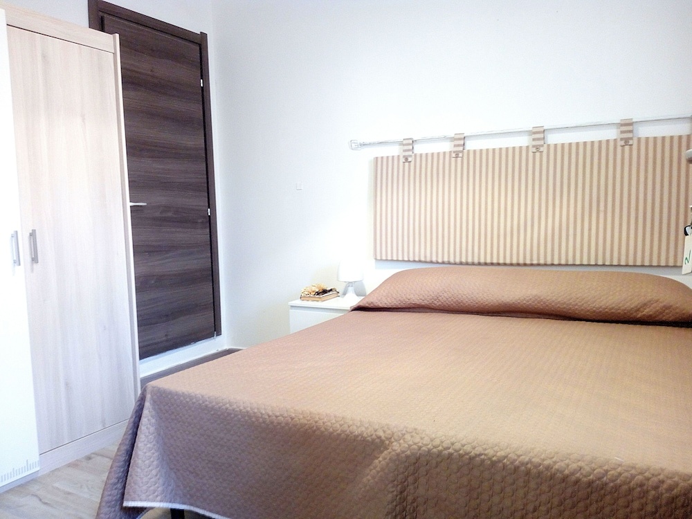 Alguer Guest House — 5