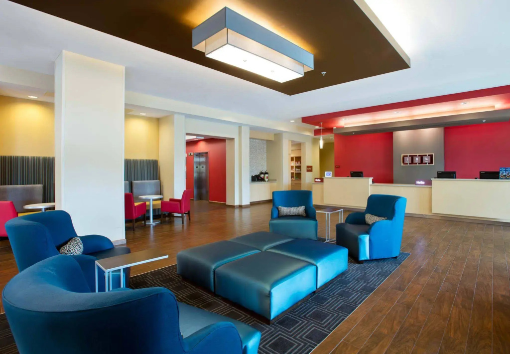 TownePlace Suites Orlando at FLAMINGO CROSSINGS® Town Center/Western Entrance - Général
