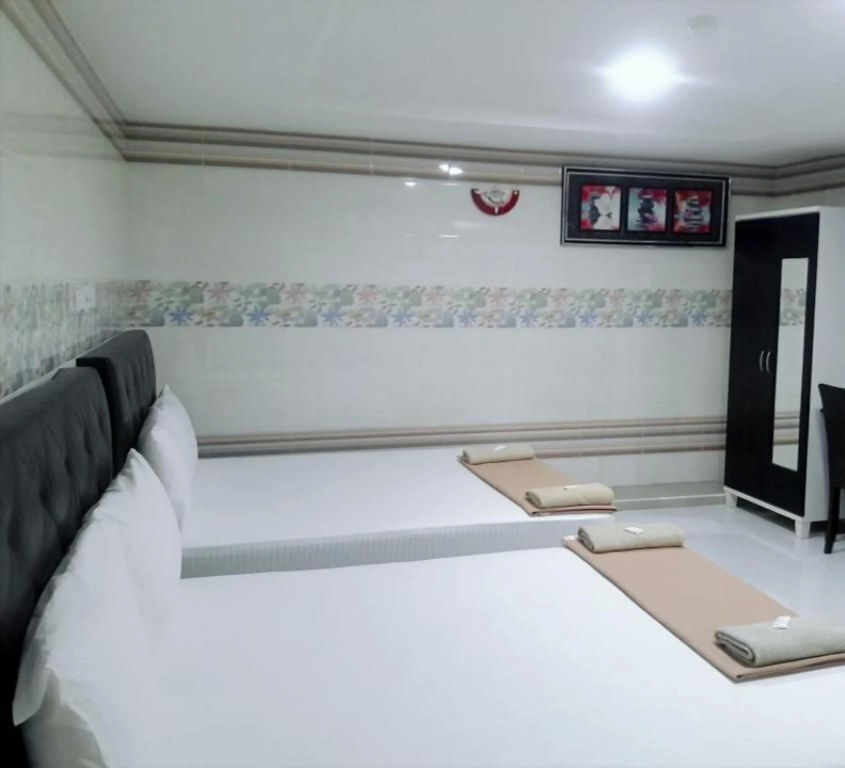 Отель New Wave Hotel Sri Hartamas в Куала-Лумпуре