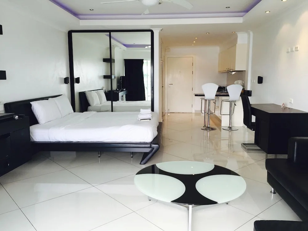 View Talay 6 Condominium by Honey - Général
