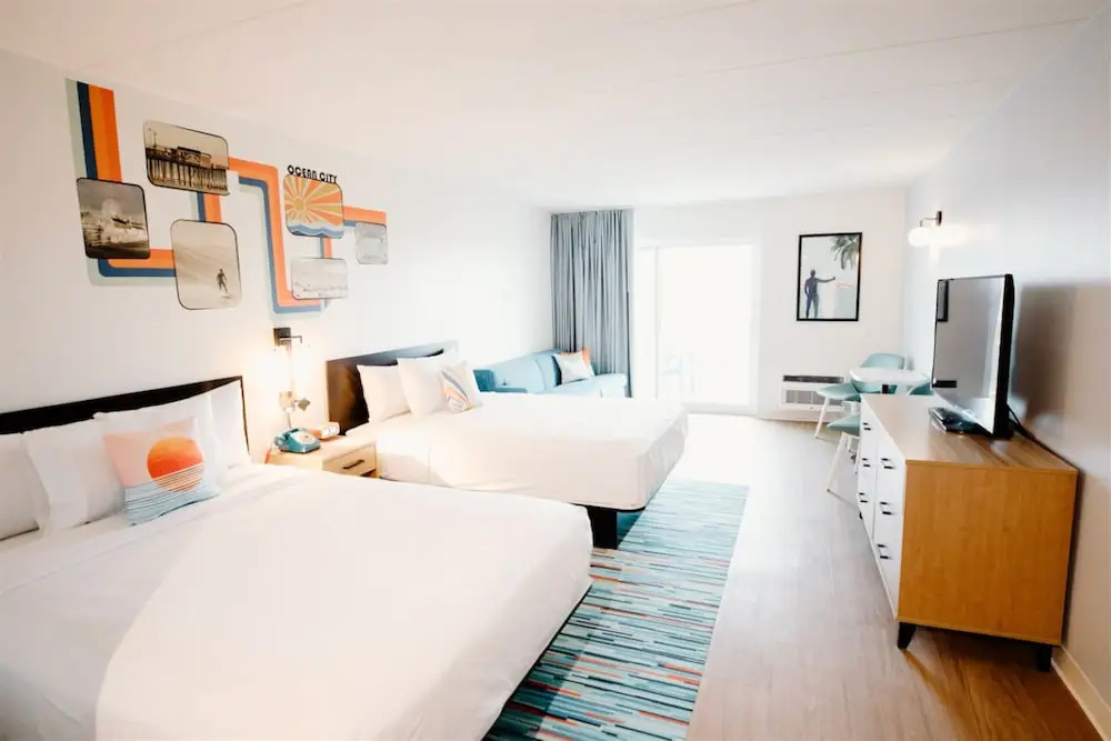 Standard Quadruple room with balcony and oceanfront