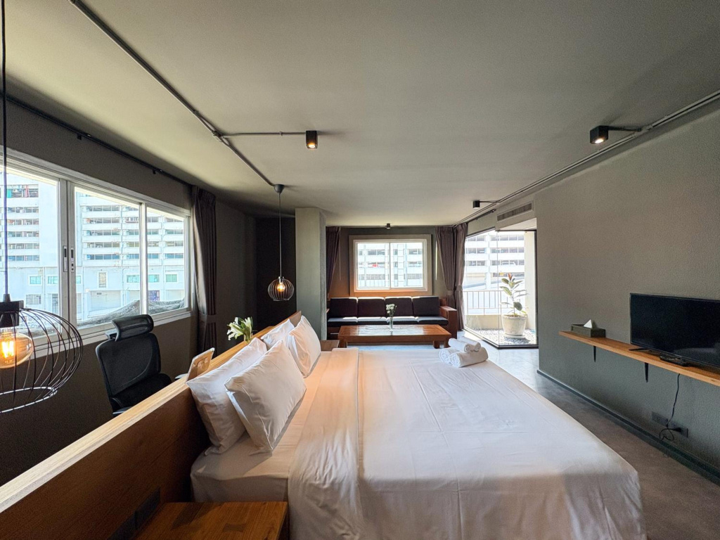 Centric Place Hotel — фото