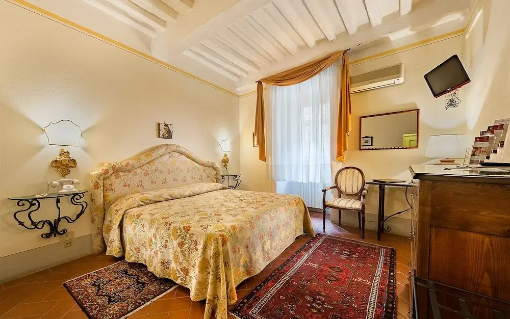 Comfort room