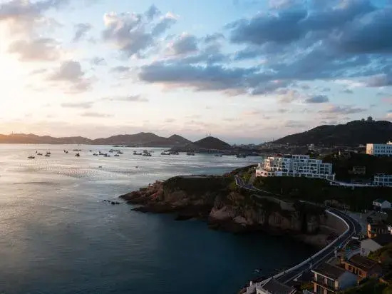 Shengsi Pinghai Linfeng Cliff Seaview Beautiful Suite