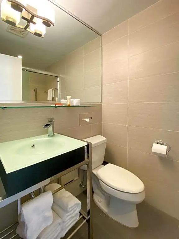 Marseilles Beachfront Hotel - Chambres