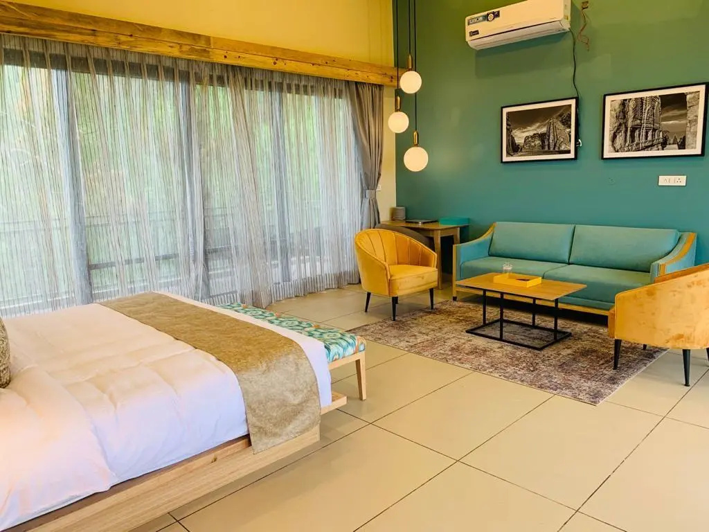 Standard Double room with land view (full double bed)