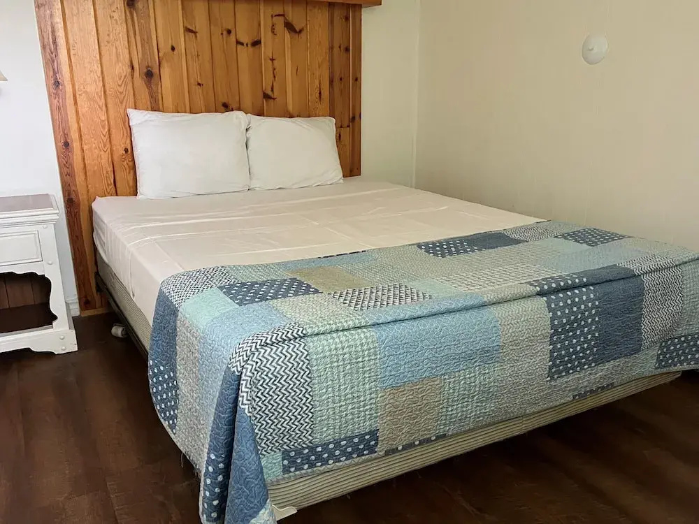 1 Bedroom Standard room with partial view