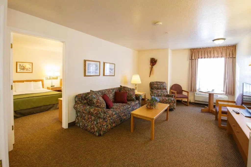 Deluxe Suite