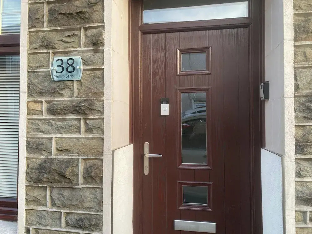Welsh Retreat With Stunning Views, Sleeps Upto 4