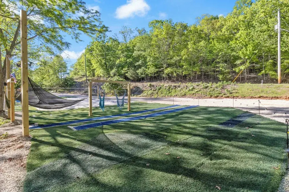 Firepit, Hot Tub, Games In & Out, Spacious