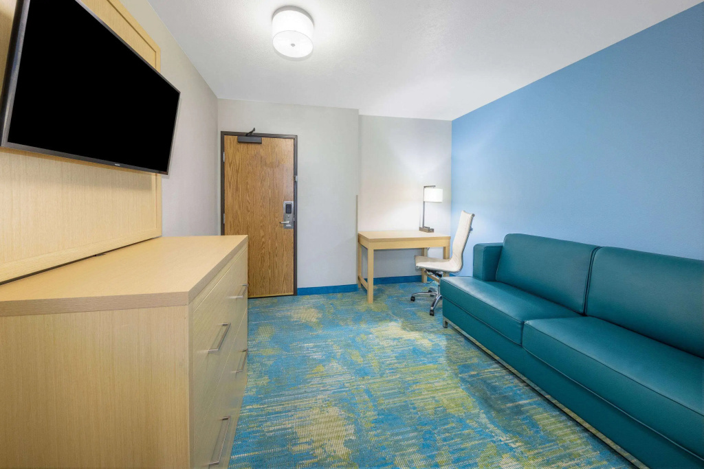 Lobby & Reception