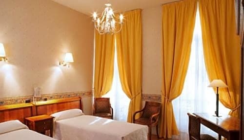 Hotel du Palais Bourbon 45