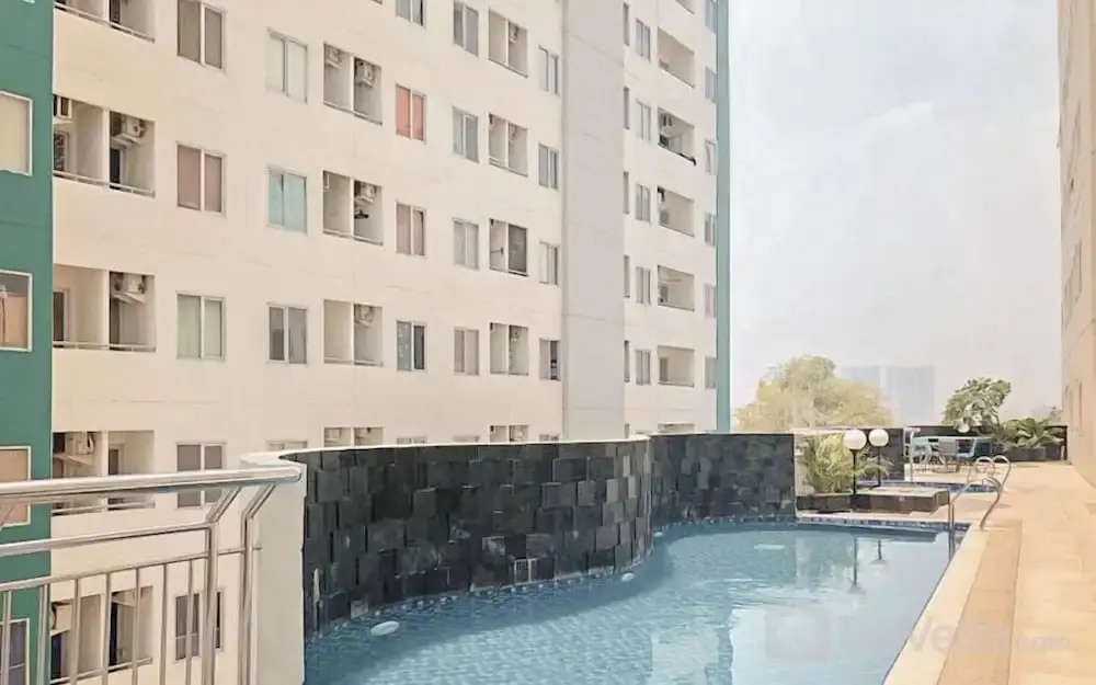 Studio Minimalist And Warm At Pavilion Permata Apartment