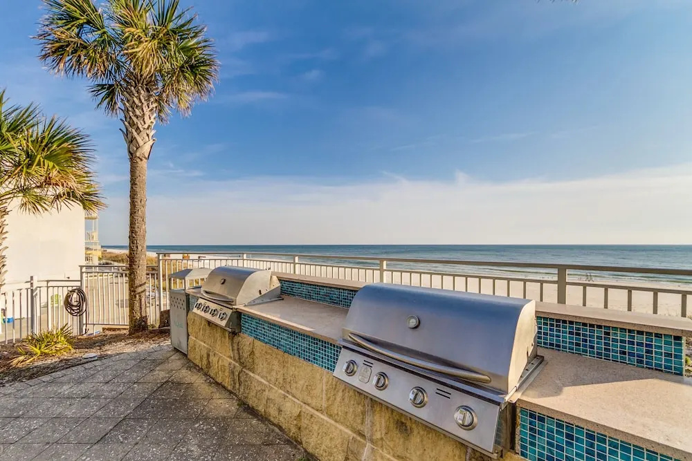 Immaculate Gulf-front Penthouse W/ Beach Access 3 Bedroom Condo
