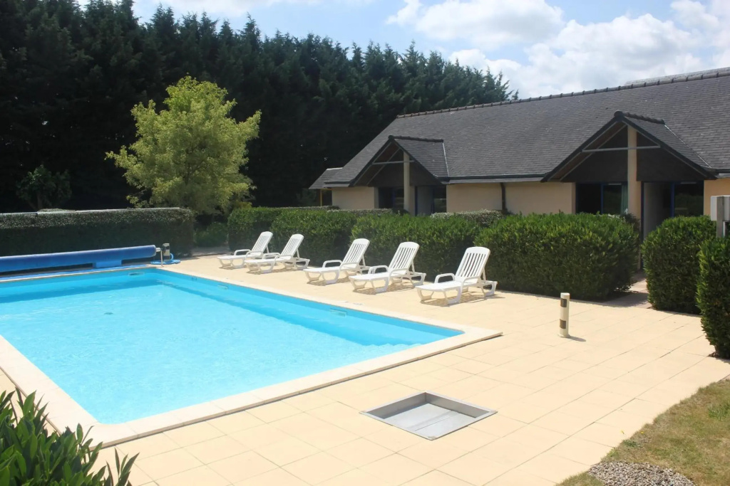 Afficher la photo 7 — LOGIS Les Dineux Village