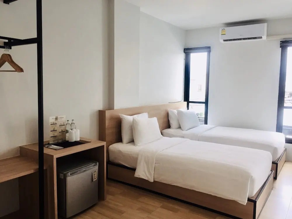 Standard Double Studio with balcony (twin beds)