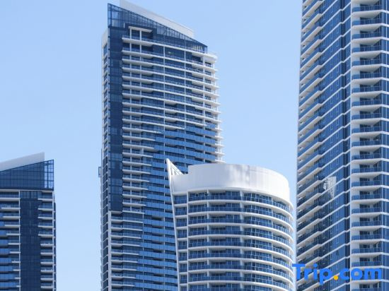 5 bedroom Level 67 Circle sub Penthouse - 1 ONLY