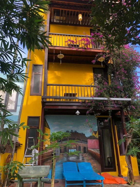 Deluxe Double room with balcony and with river view (full double bed)