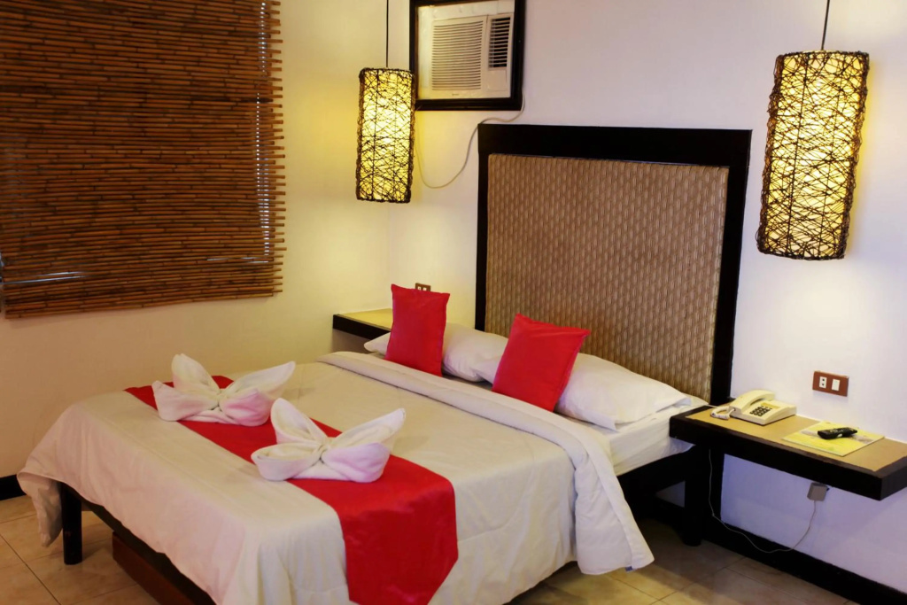 Eagle Point Resort — 4