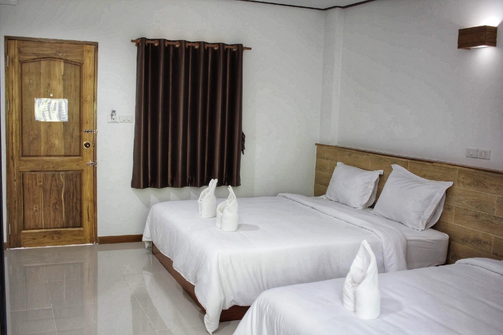 S Hotel — 2