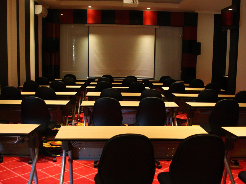 Swiss-Belcourt Makassar - Général