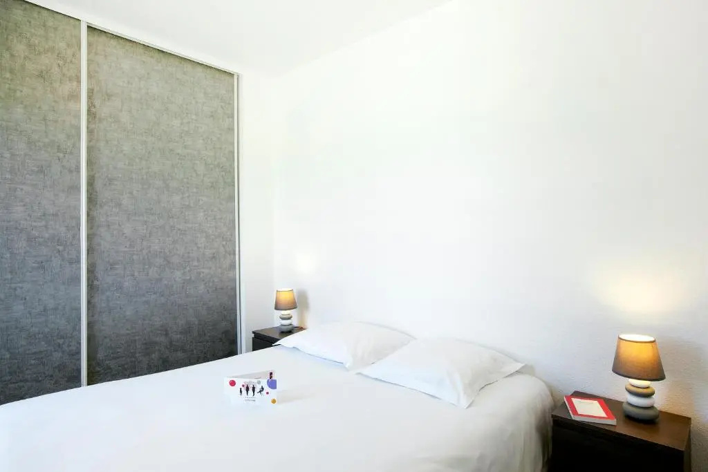 BRIT HOTEL Confort Lannion Centre Gare - Chambres