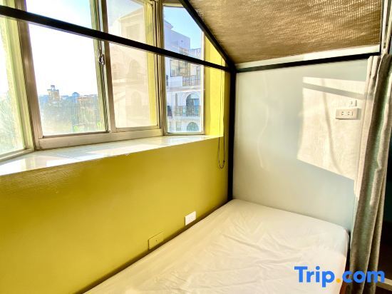Кровать в общем номере (мужской номер) в Bayhouse Hostel Penghu