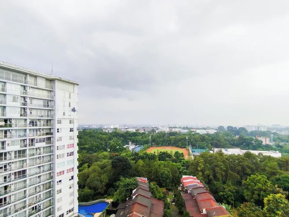 Cozy Cranny Studio At Apartment Beverly Dago(Contact To Property 7 Days In Advance)