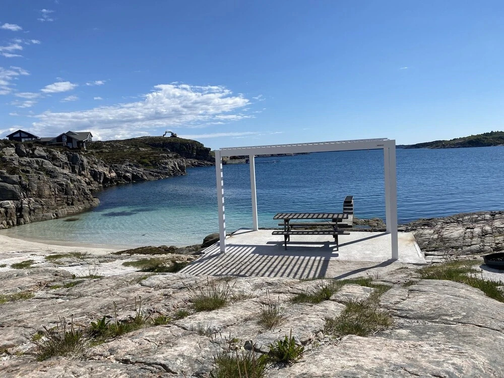 Beach & Waterfront