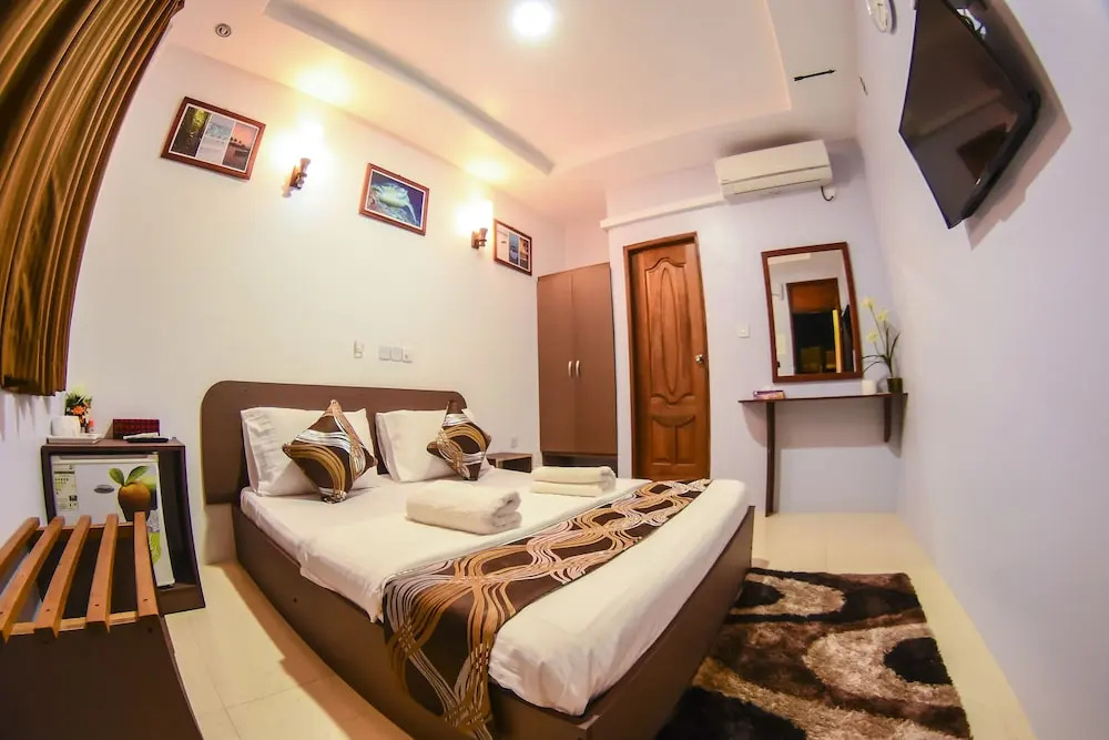 Casadana Thulusdhoo - Général