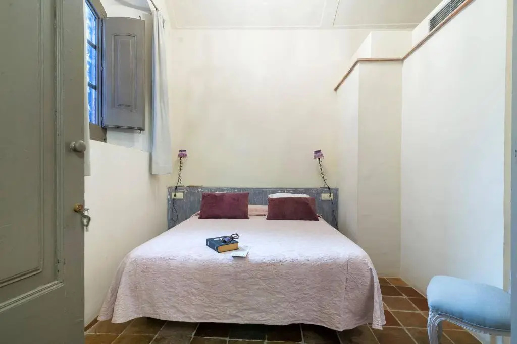 Economy Double Basement room (full double bed)